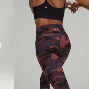 🍋 Lululemon Wunder Under High-Rise Tight
28"